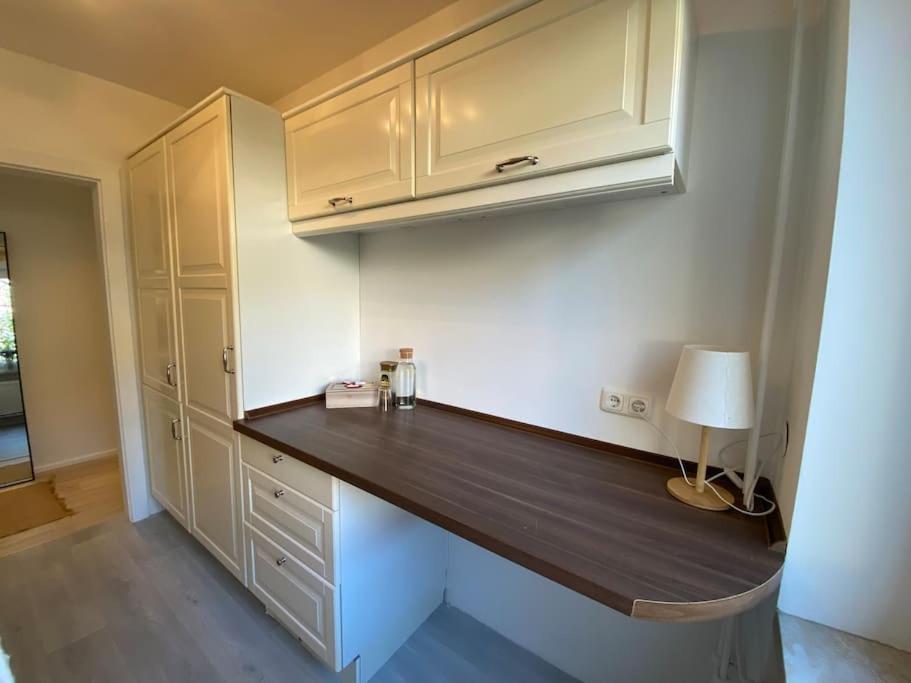 Country Style Apartment With Balcony Near Fair Hannover Ngoại thất bức ảnh